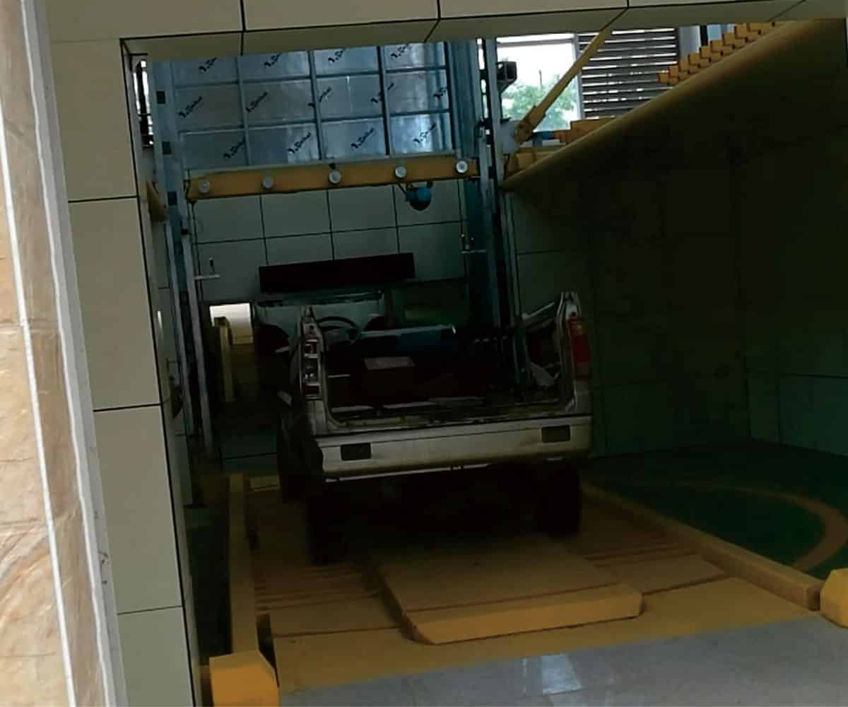 金口河智能垂直升降類機械停車設備